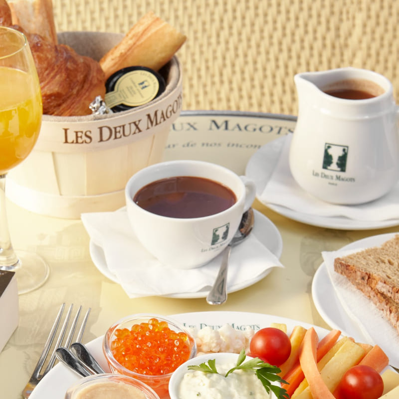 Le chocolat chaud à l'ancienne des Deux Magots