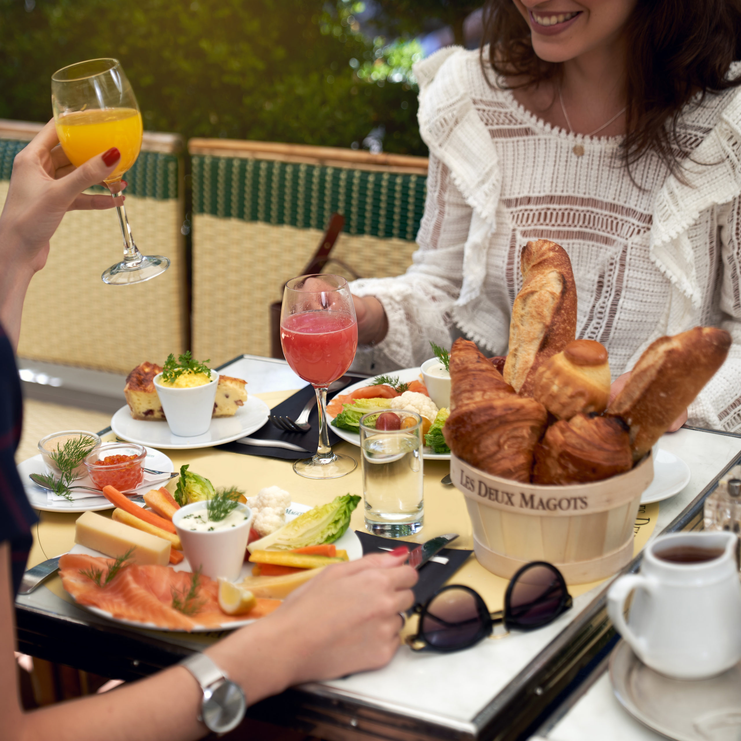 Le brunch des Deux Magots