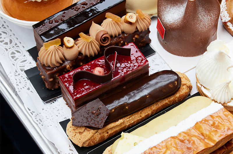 Le plateau de pâtisseries