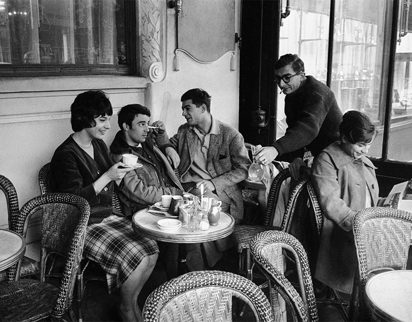 Découvrez l'exposition des 140 ans des Deux Magots